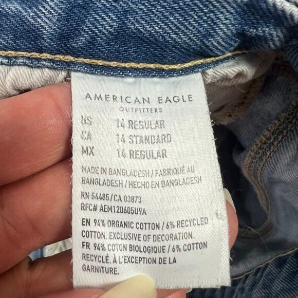 American Eagle Jeans Women's Size 14 Regular Curvy Mom Medium Wash Organic - Picture 5 of 10